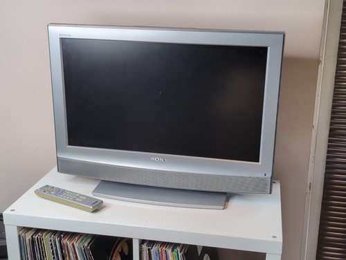 Sony bravia kdl 26u2000 - sony, 26"