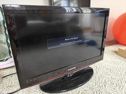 Samsung le26c450 lcd tv hd - le26c450,